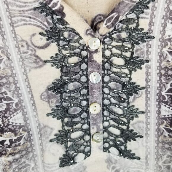 UNITY World Wear Ornate Assymetrical Tunic Top. - Picture 2 of 6